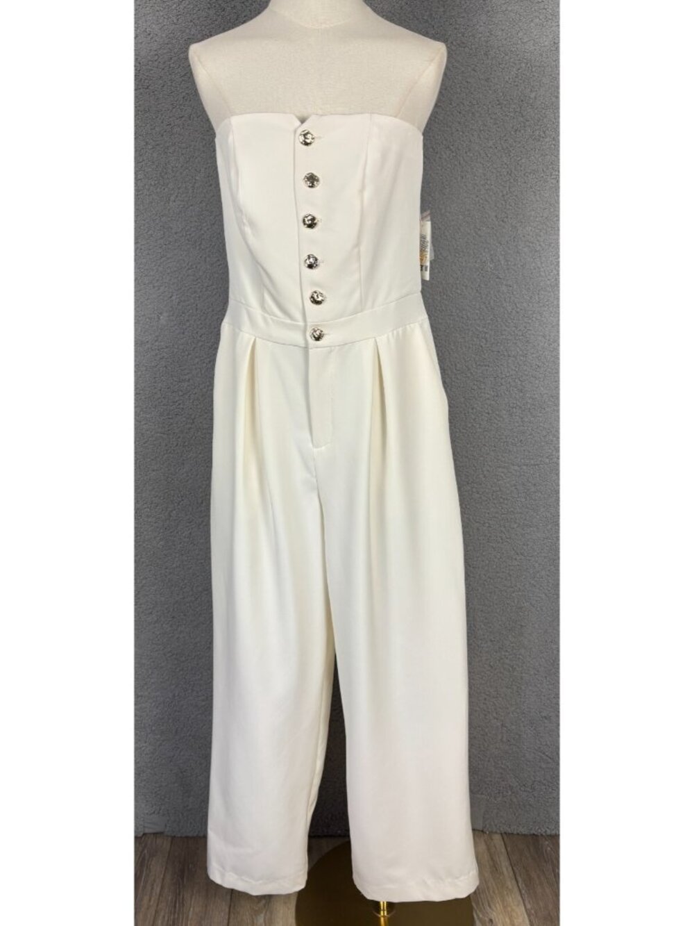 Bar III Women's Strapless Button-Front Wide-Leg Jumpsuit Ivory Size 10 NWT's.